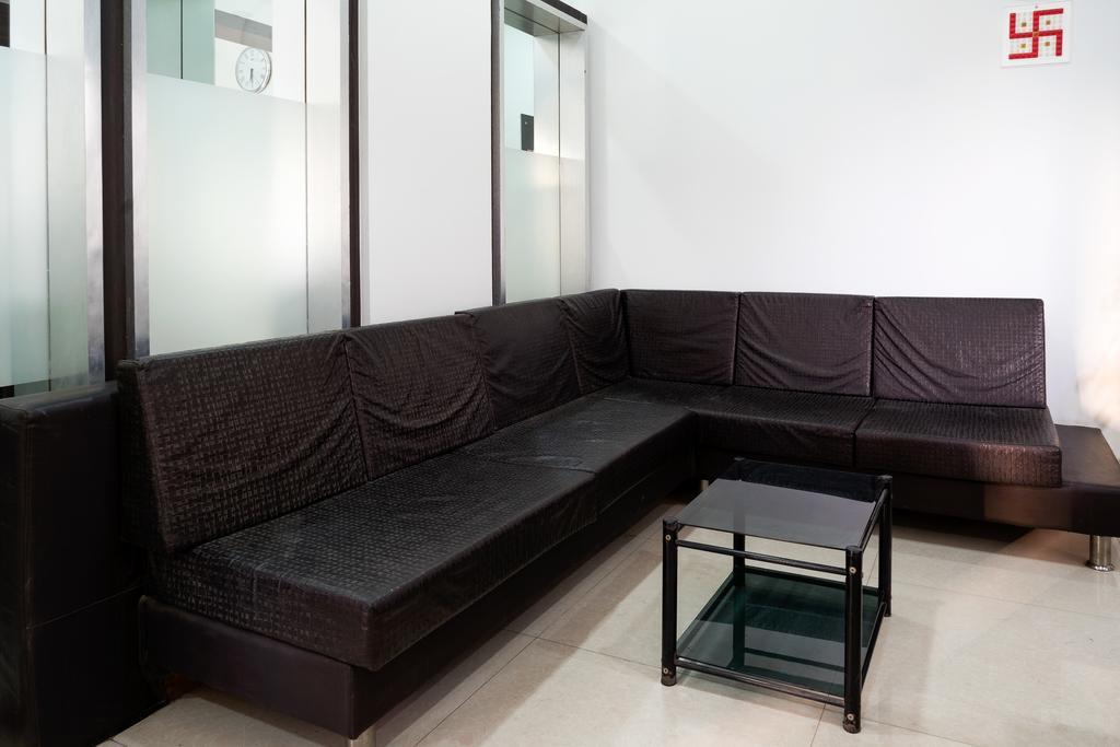 ホテル Treebo Trend Royal Kourt Aurangabad エクステリア 写真