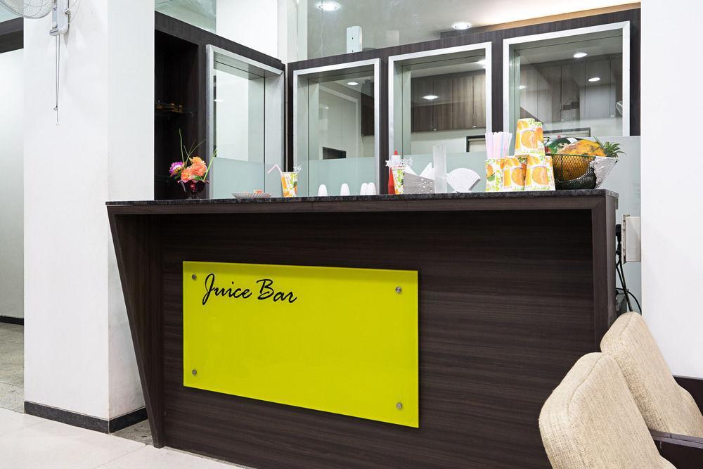 ホテル Treebo Trend Royal Kourt Aurangabad エクステリア 写真