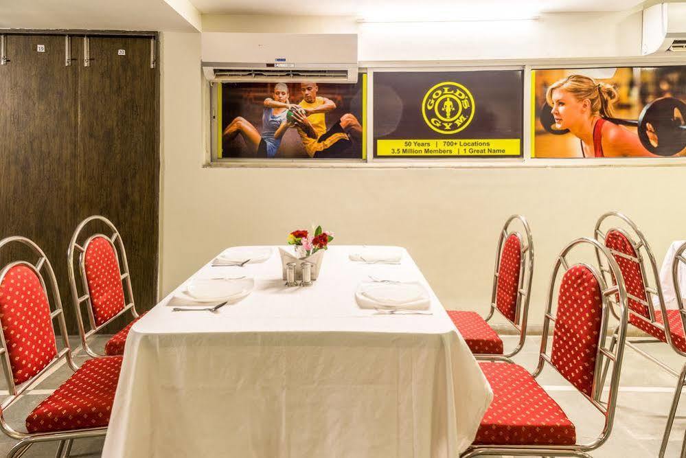 ホテル Treebo Trend Royal Kourt Aurangabad エクステリア 写真