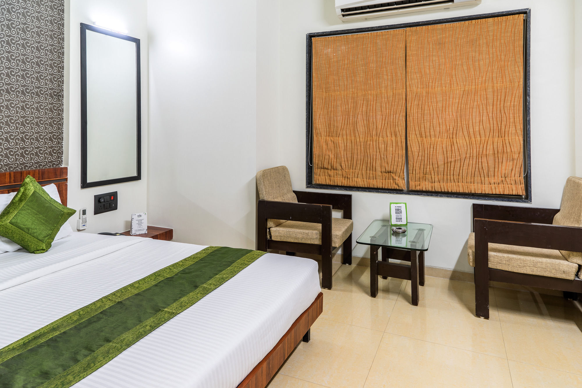 ホテル Treebo Trend Royal Kourt Aurangabad エクステリア 写真
