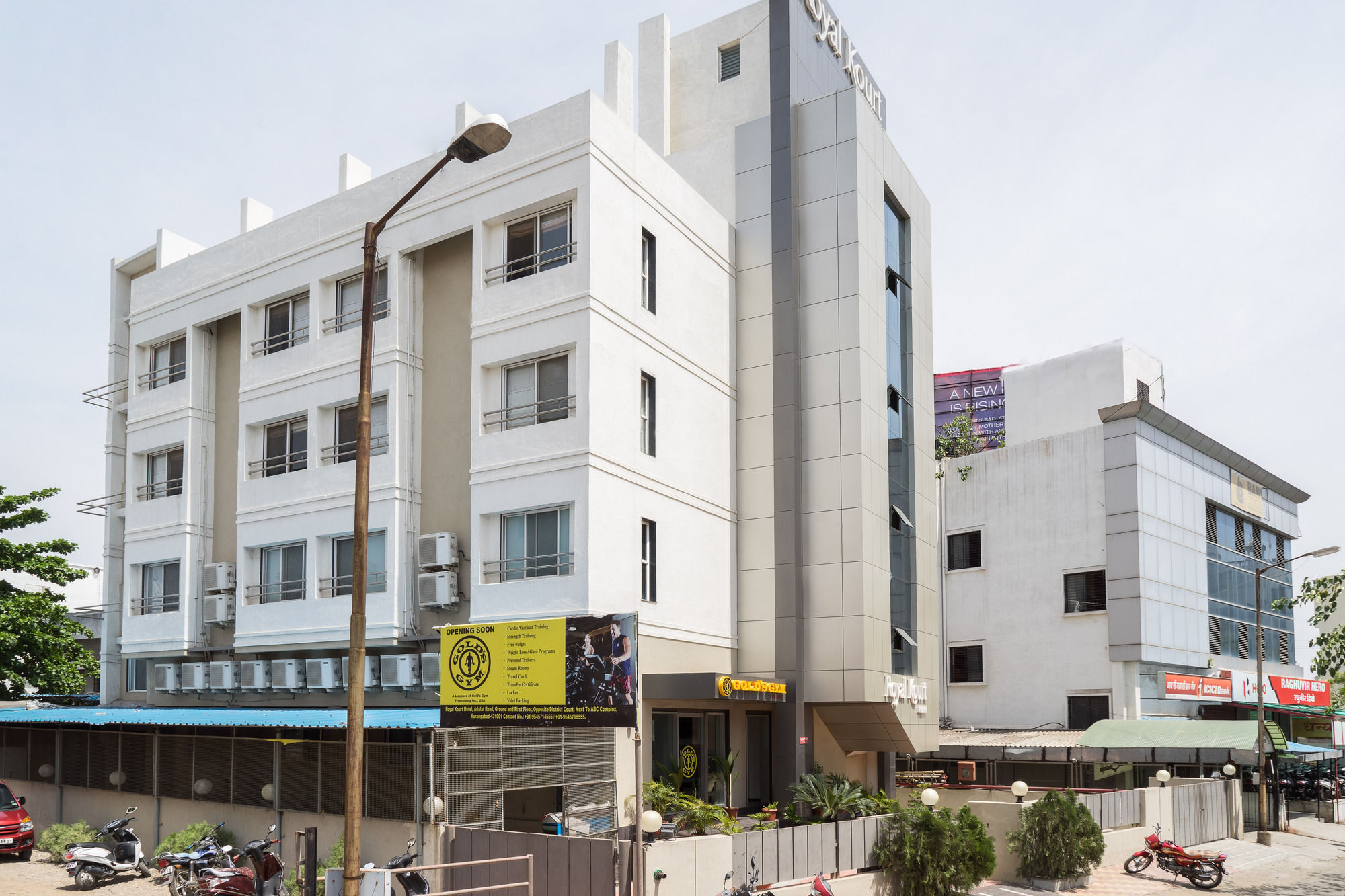ホテル Treebo Trend Royal Kourt Aurangabad エクステリア 写真