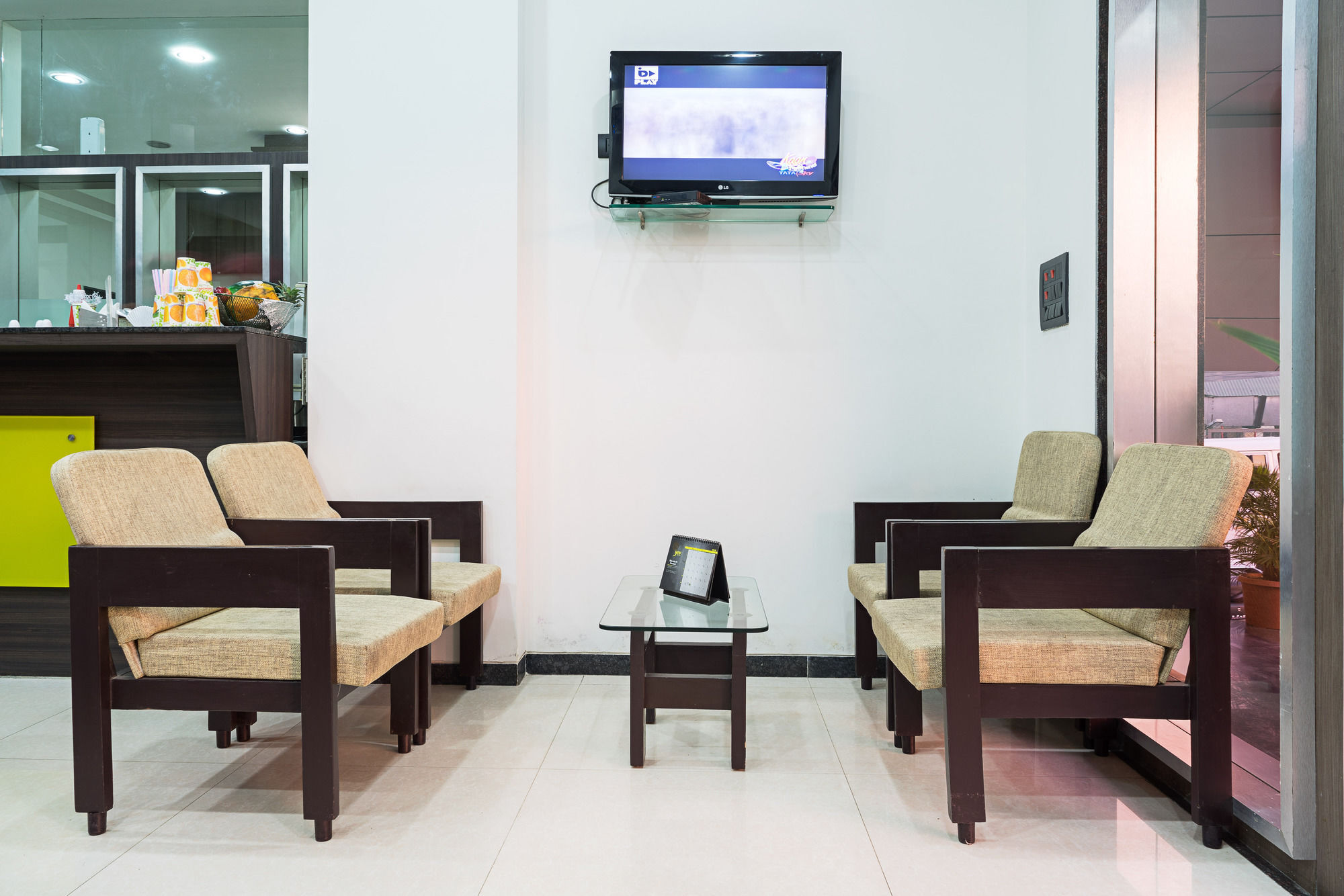 ホテル Treebo Trend Royal Kourt Aurangabad エクステリア 写真